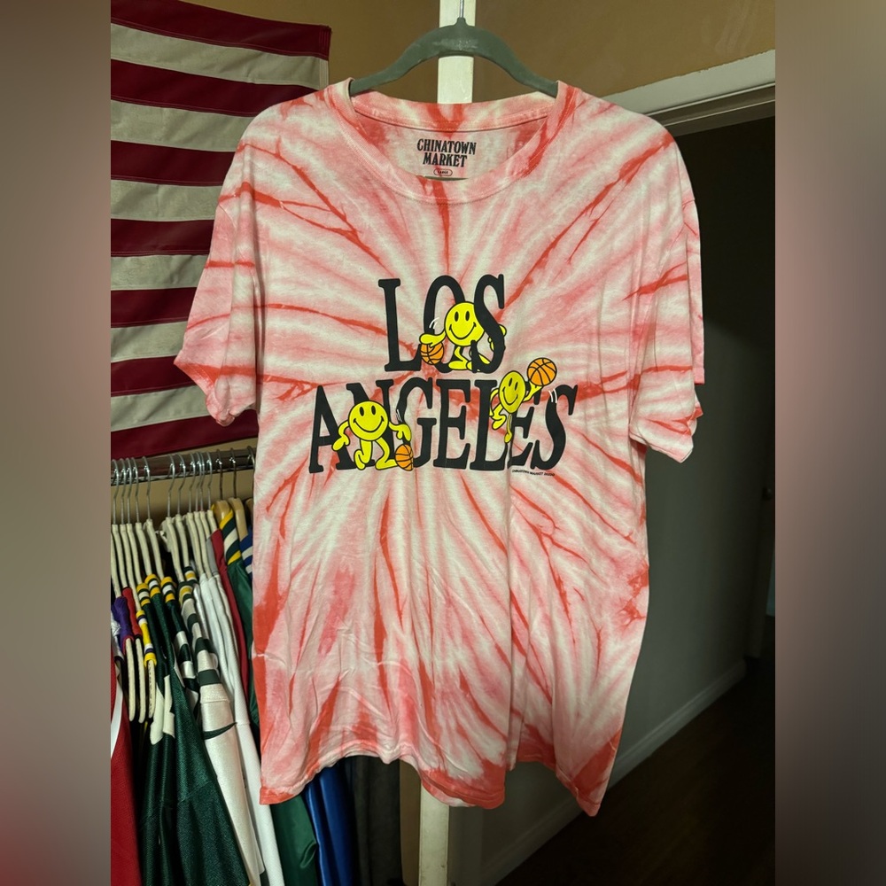 Los Angeles Chinatown Market Pink Tie-Dye Men’s Shirt Size L “Limited Edition”